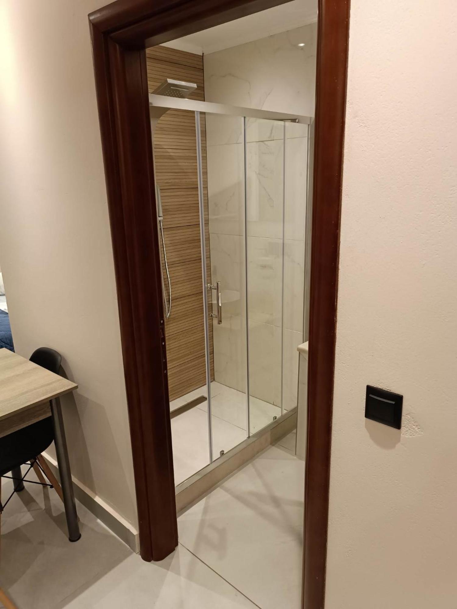 Newly Renovated Apartment Next To The Port Mantouki Экстерьер фото